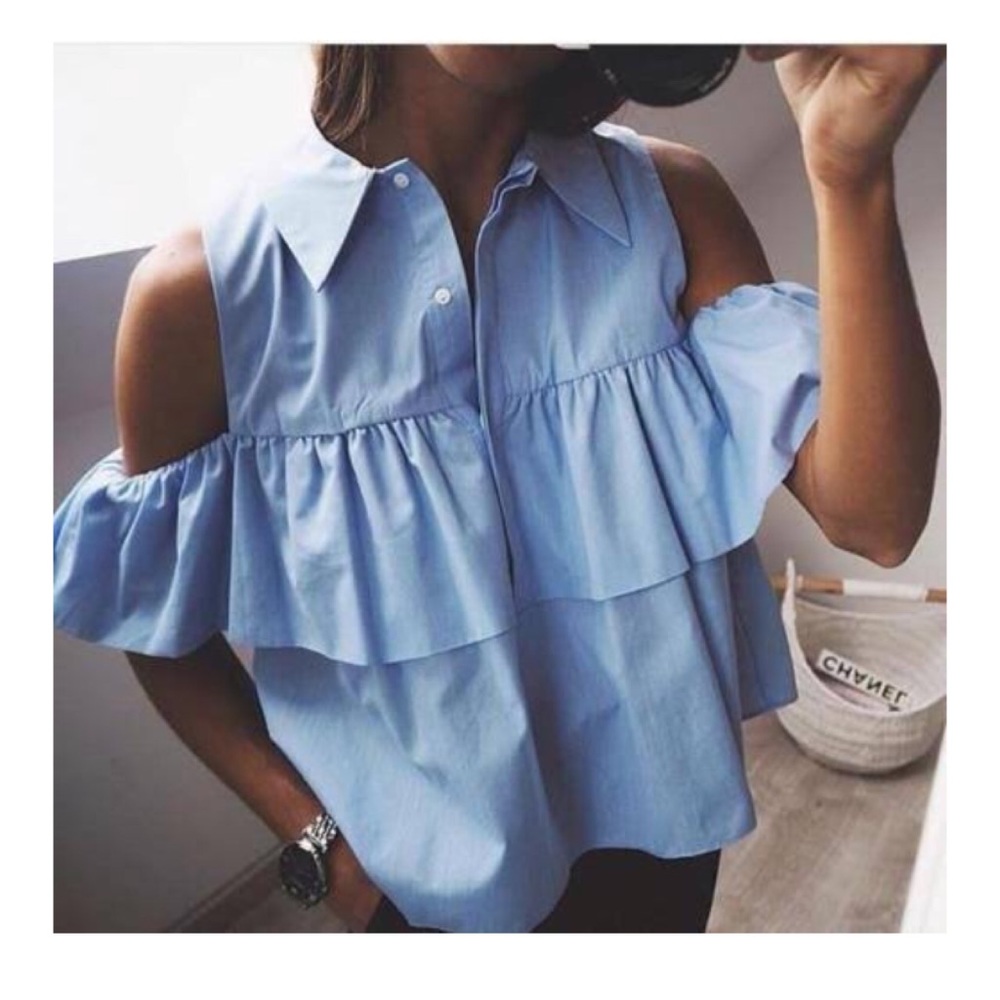 Zara cold/off the shoulder ruffled button blouse
